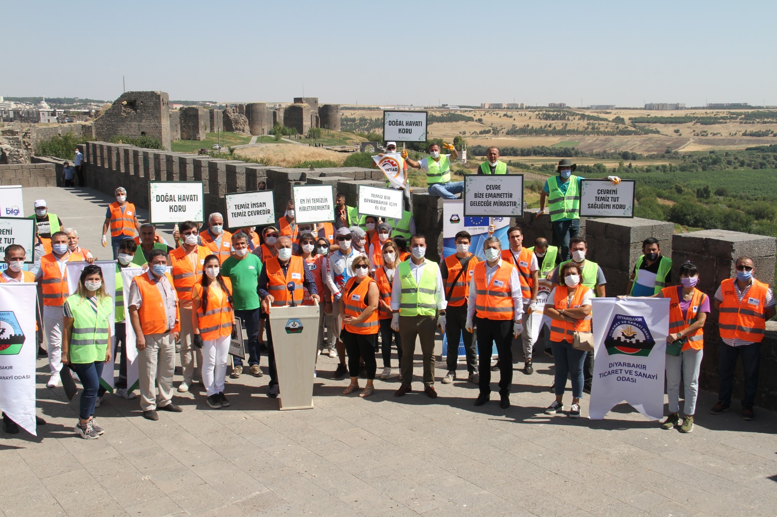 Diyarbakır İçin El Ele Kampanyası