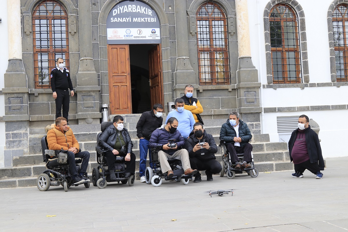 Diyarbakır Sanayi Mektebi’nde Engelliler için özel eğitim